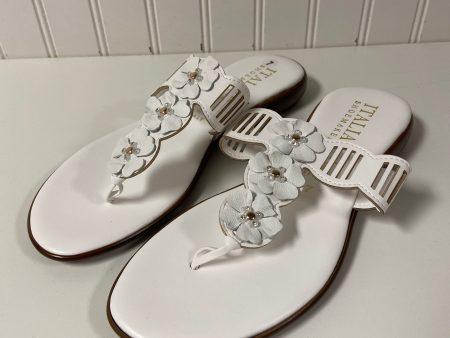 Sandals Flip Flops By Italian Shoemakers In White, Size: 7 on Sale