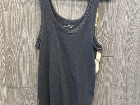 Tank Top By Universal Thread In Grey, Size: L For Cheap