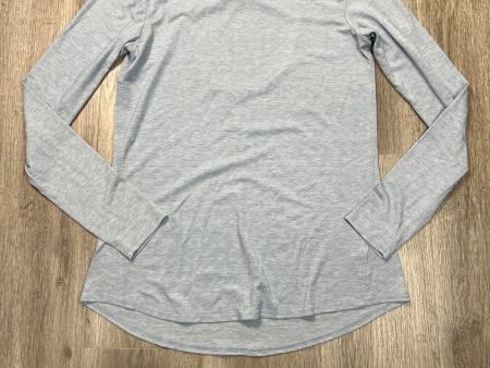 Athletic Top Long Sleeve Crewneck By Athleta In Grey, Size: S For Discount