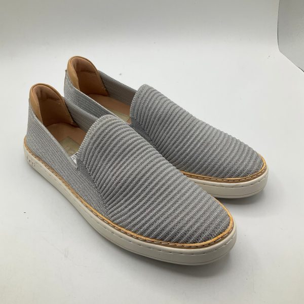 Shoes Flats By Ugg In Grey, Size: 6.5 Cheap