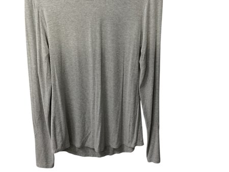 Athletic Top Long Sleeve Collar By Lululemon In Grey, Size: L For Discount