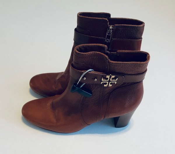 Boots Designer By Tory Burch In Brown, Size: 11 Online now