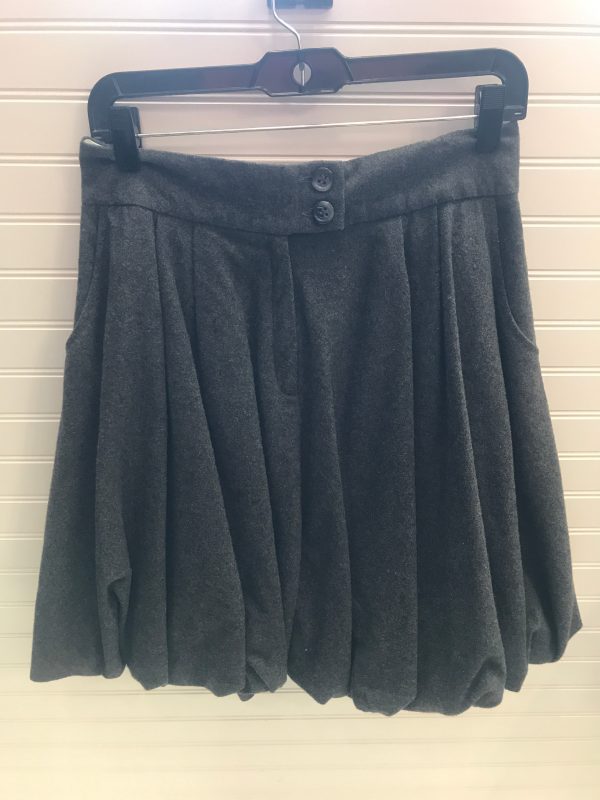 Skirt Mini & Short By H&M In Grey, Size: 6 Supply