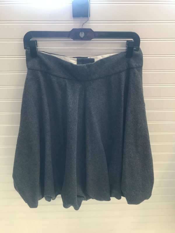 Skirt Mini & Short By H&M In Grey, Size: 6 Supply