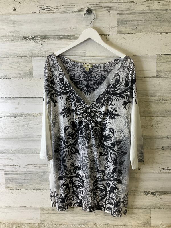 Top 3 4 Sleeve By Live And Let Live In Grey & White, Size: 3x Online Hot Sale