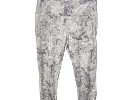 Athletic Capris By Reebok In Geometric Pattern, Size: S Online Sale