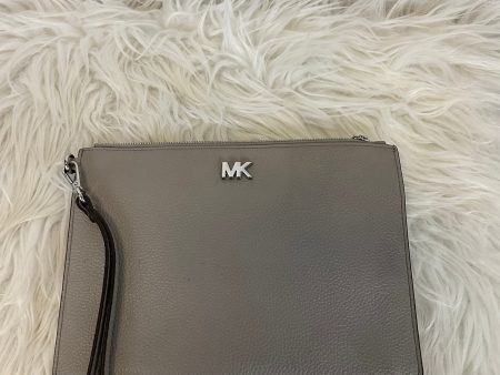 Wristlet Designer By Michael Kors, Size: Medium For Discount