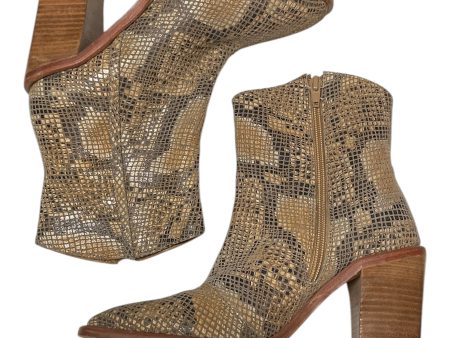 Boots Ankle Heels By Free People In Snakeskin Print, Size: 6.5 Cheap